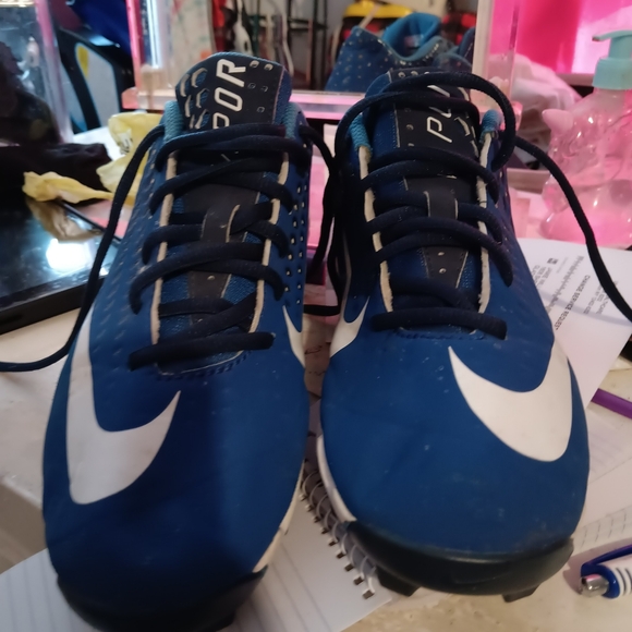 Ladies,Mens, Clothing,Shoes, Athletic and dressy, Home decor, Jewelry, Vintage 2 - Picture 3 of 17